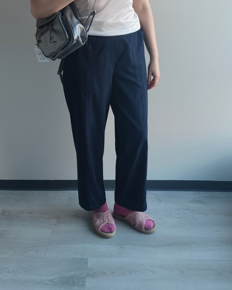 Uggin sandaalit, 38