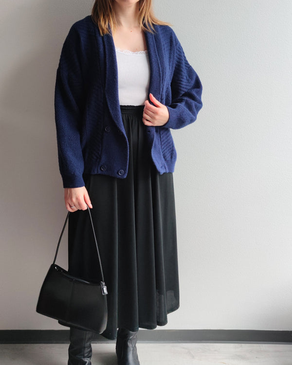 Tummansininen neuletakki, M-L