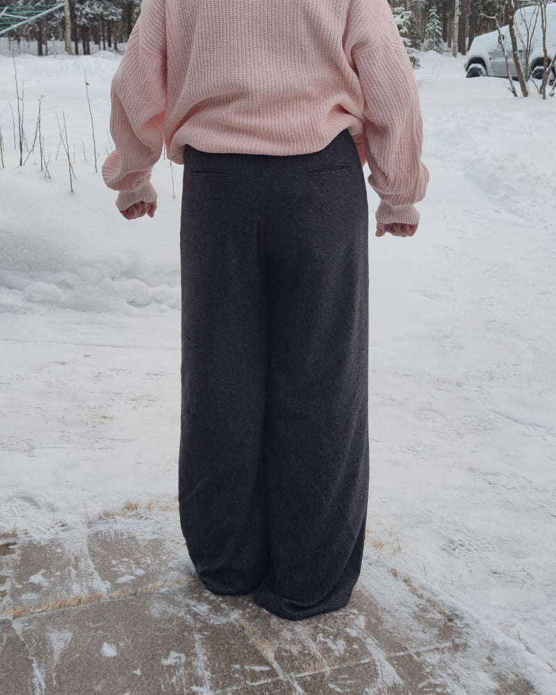 Tummanharmaat villasekoitehousut, M