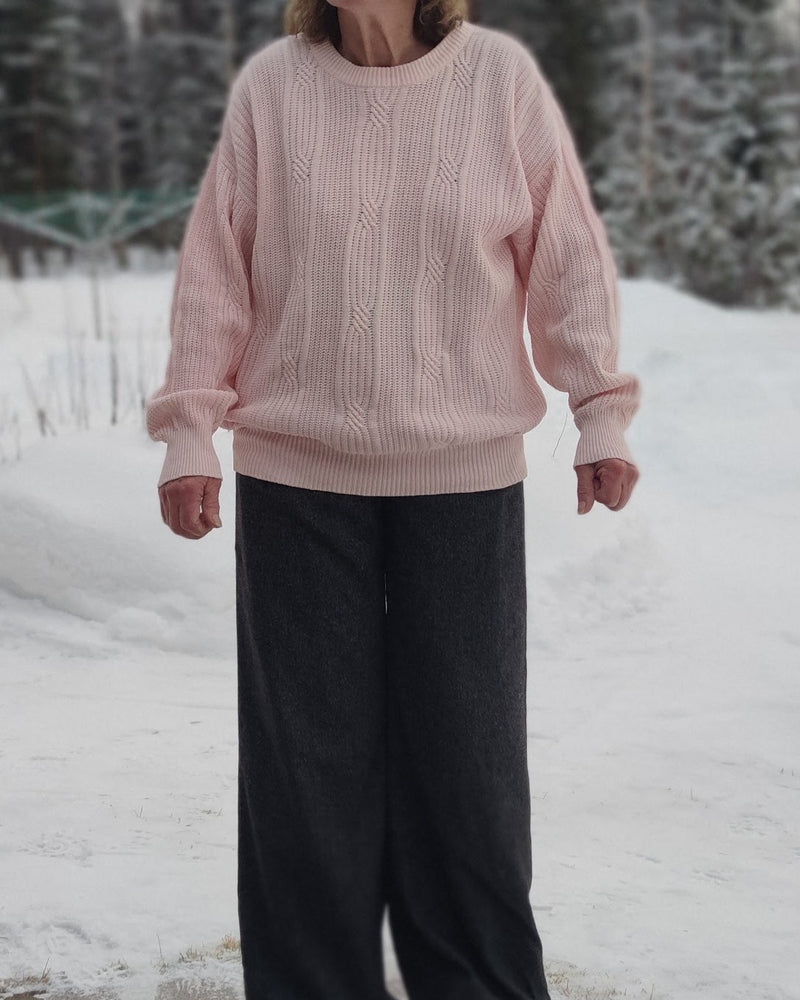 Vaaleanpunainen neulepusero, M-L