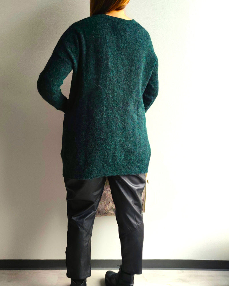 Tummanvihreä neuletakki, M