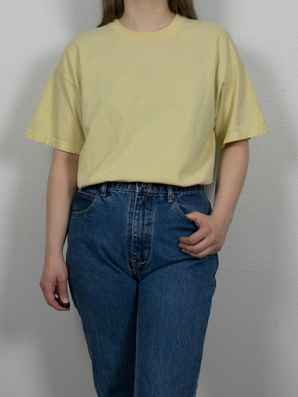 Vaaleankeltainen lyhythihainen vintage-paita, M-L